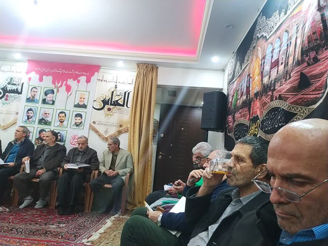 برگزاری جلسه قرآنی و گفتگوی بصیرت افزایی آزادگان استان تهران4