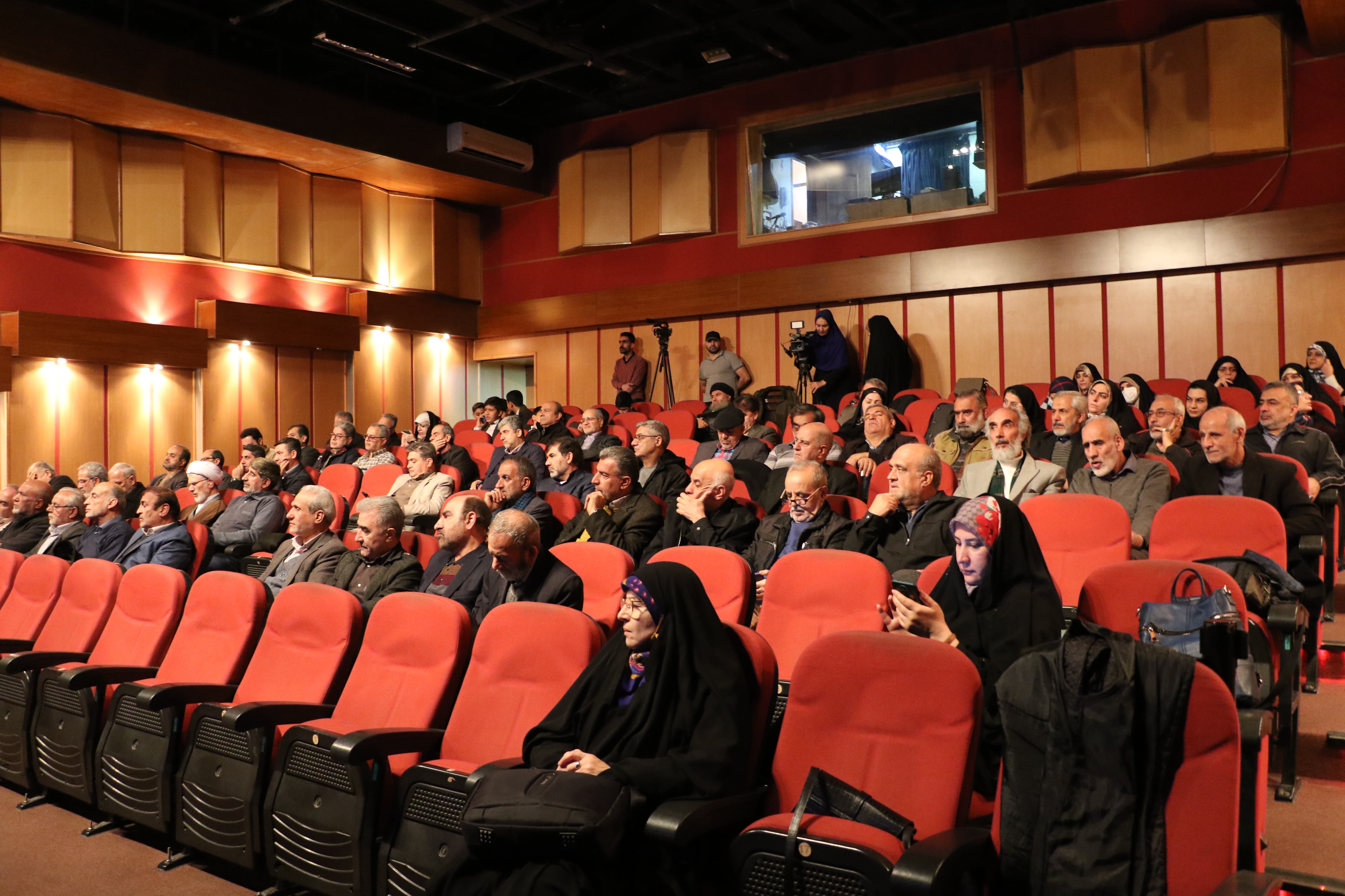 تصاویر| آئین رونمایی از «ویکی‌آزادگان»4