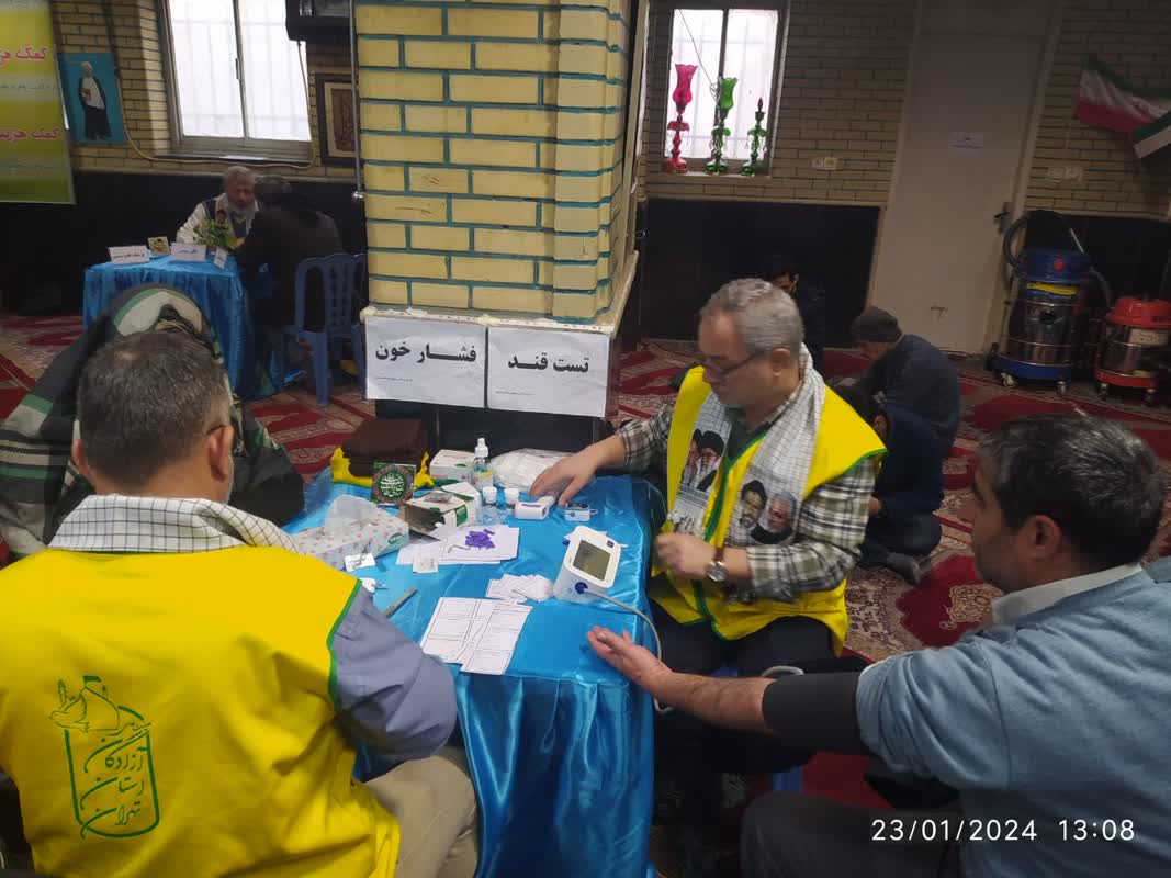 تصاویر| سه‌شنبه‌های مهدوی با برپایی میز خدمات‌رسانی درمانی3