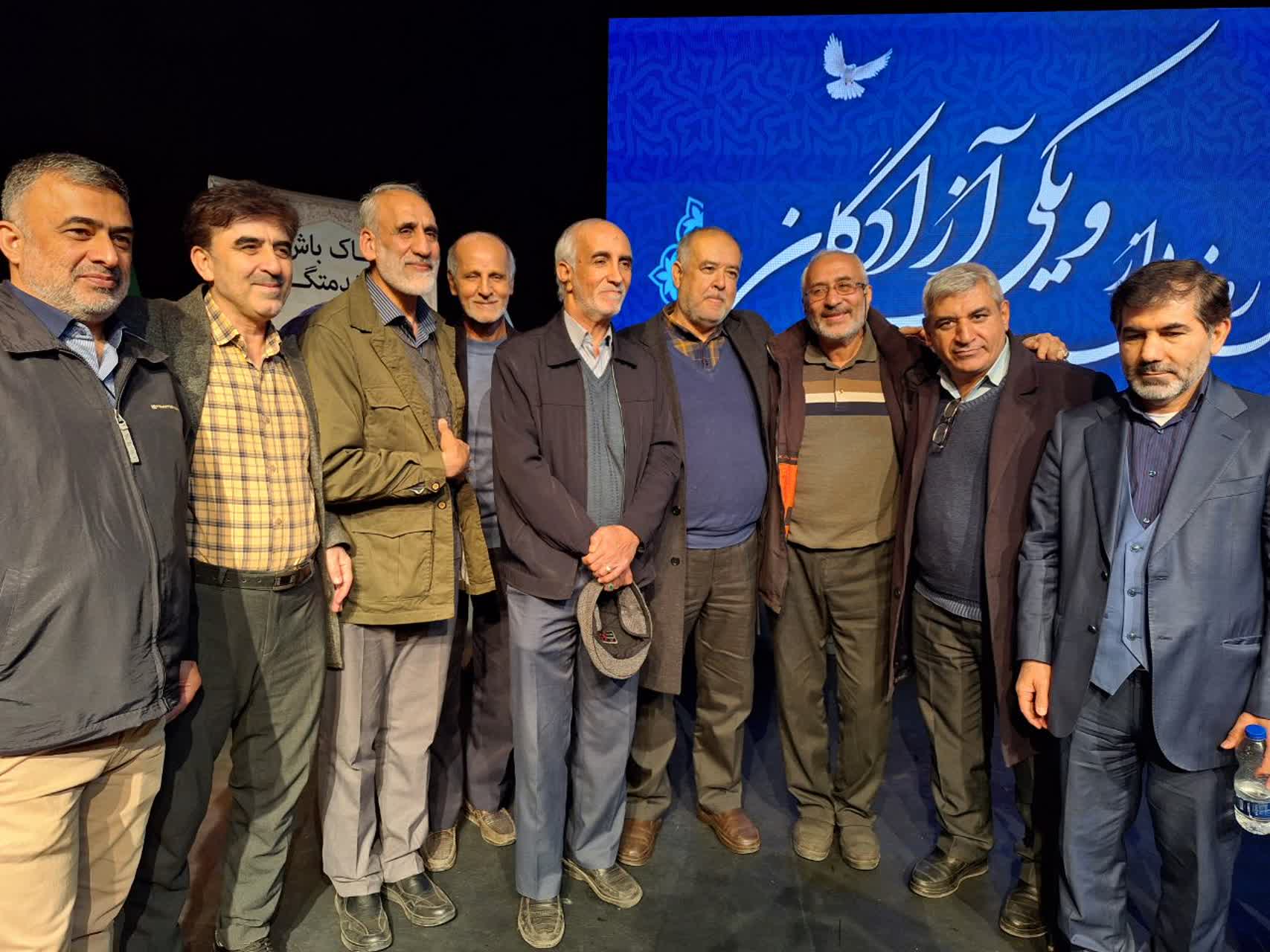 تصاویر حواشی رونمایی از ویکی آزادگان8