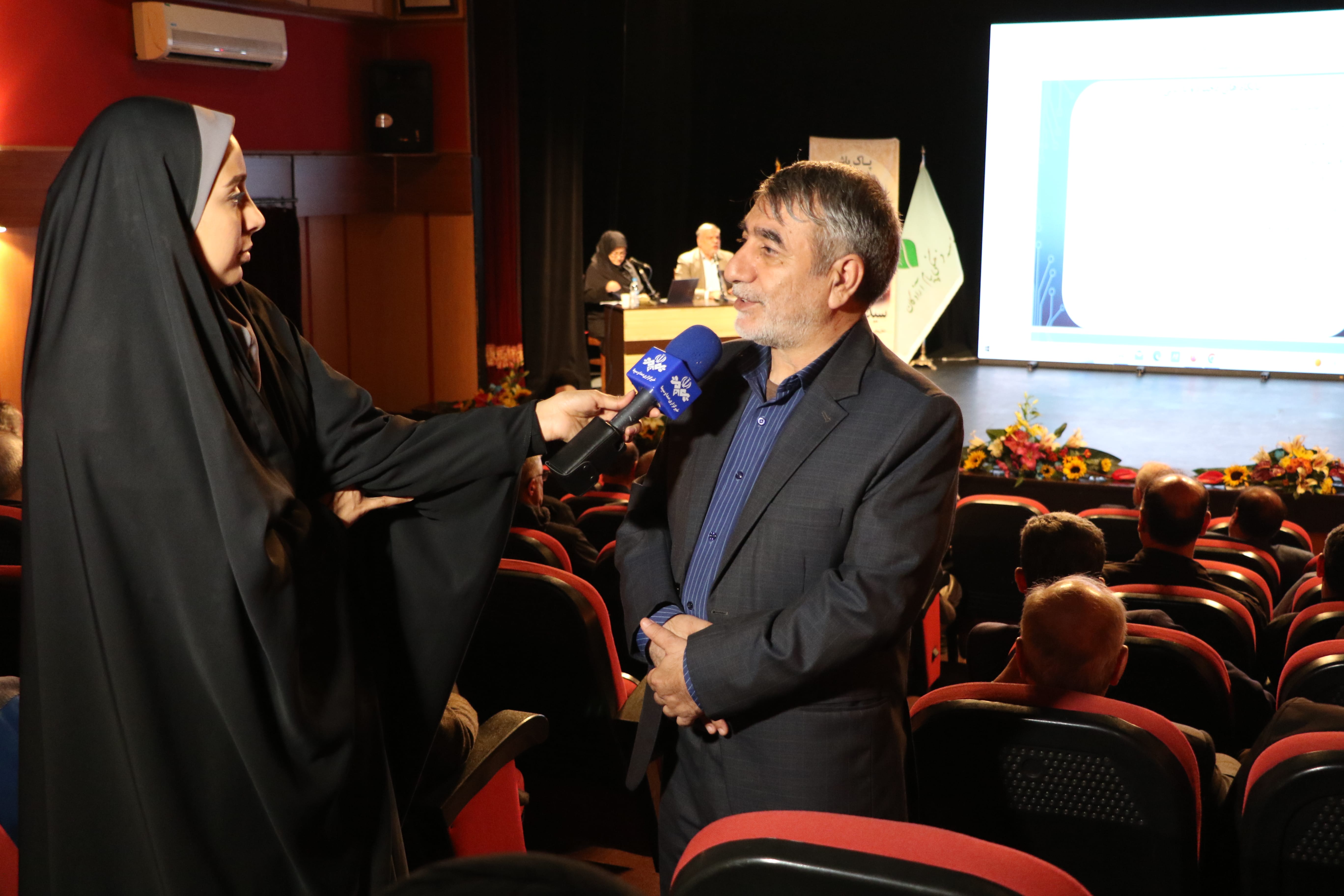 تصاویری از حواشی آئین رونمایی از «ویکی آزادگان»13