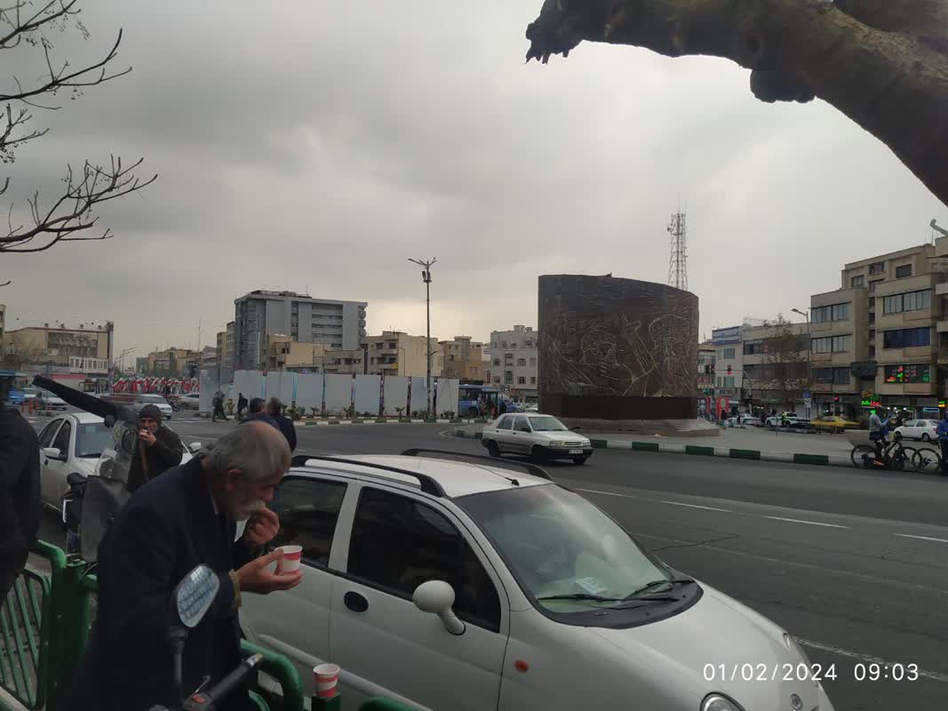 تصاویر| برپایی ایستگاه صلواتی به مناسبت آغاز دهه فجر4