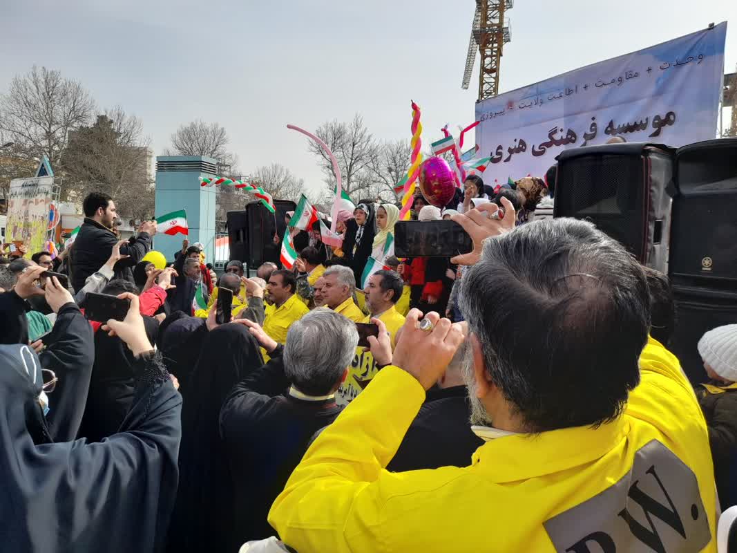 حضور فعال و پرشور آزادگان خراسان رضوی در جشن 45 سالگی انقلاب5