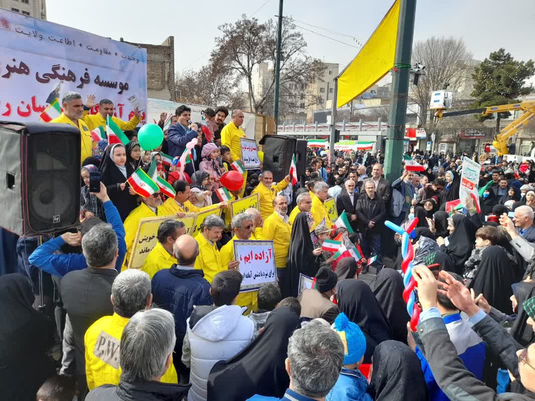 حضور فعال و پرشور آزادگان خراسان رضوی در جشن 45 سالگی انقلاب7