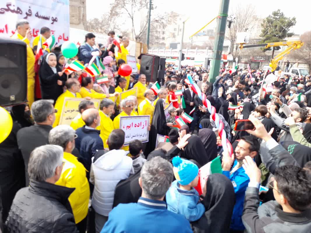 حضور فعال و پرشور آزادگان خراسان رضوی در جشن 45 سالگی انقلاب8