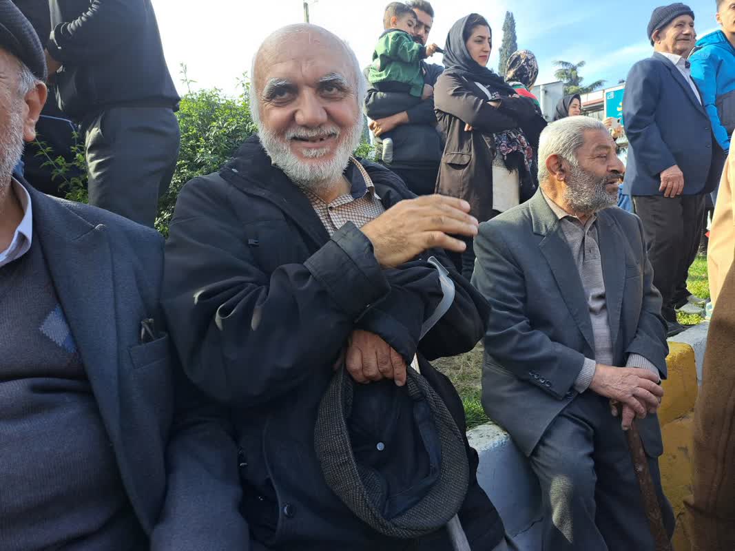 تصاویری از حضور آزادگان مازندرانی همرا با خانواده در راهپیمایی 22 بهمن24