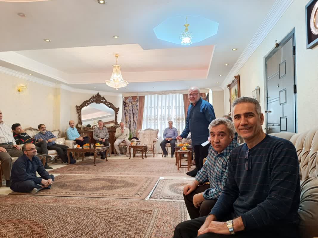 تصاویر| دورهمی آزادگان «کمپ ده رمادی» به میزبانی آزاده محمد عباسی5