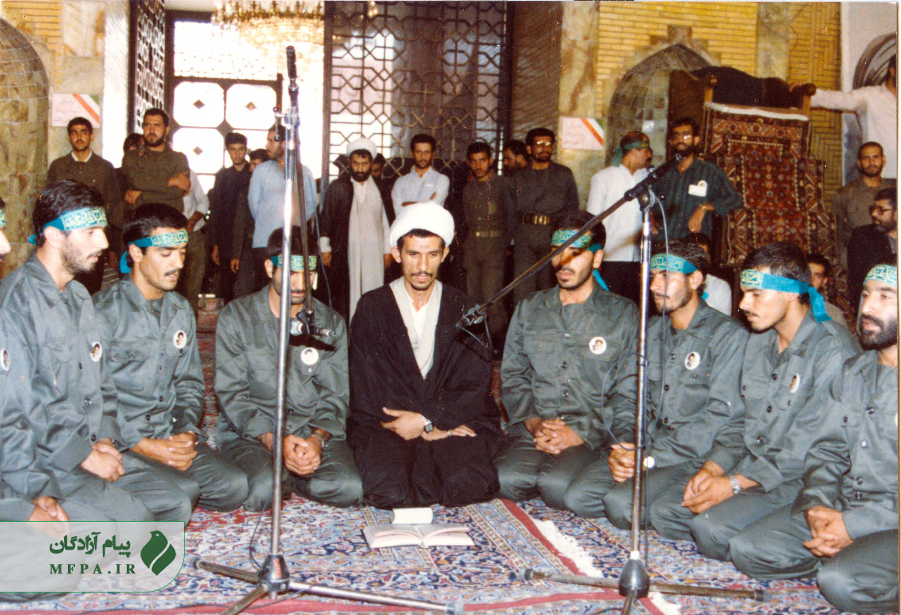 تصاویری از گروه سرود آزادگان در حرم مطهر رضوی 4