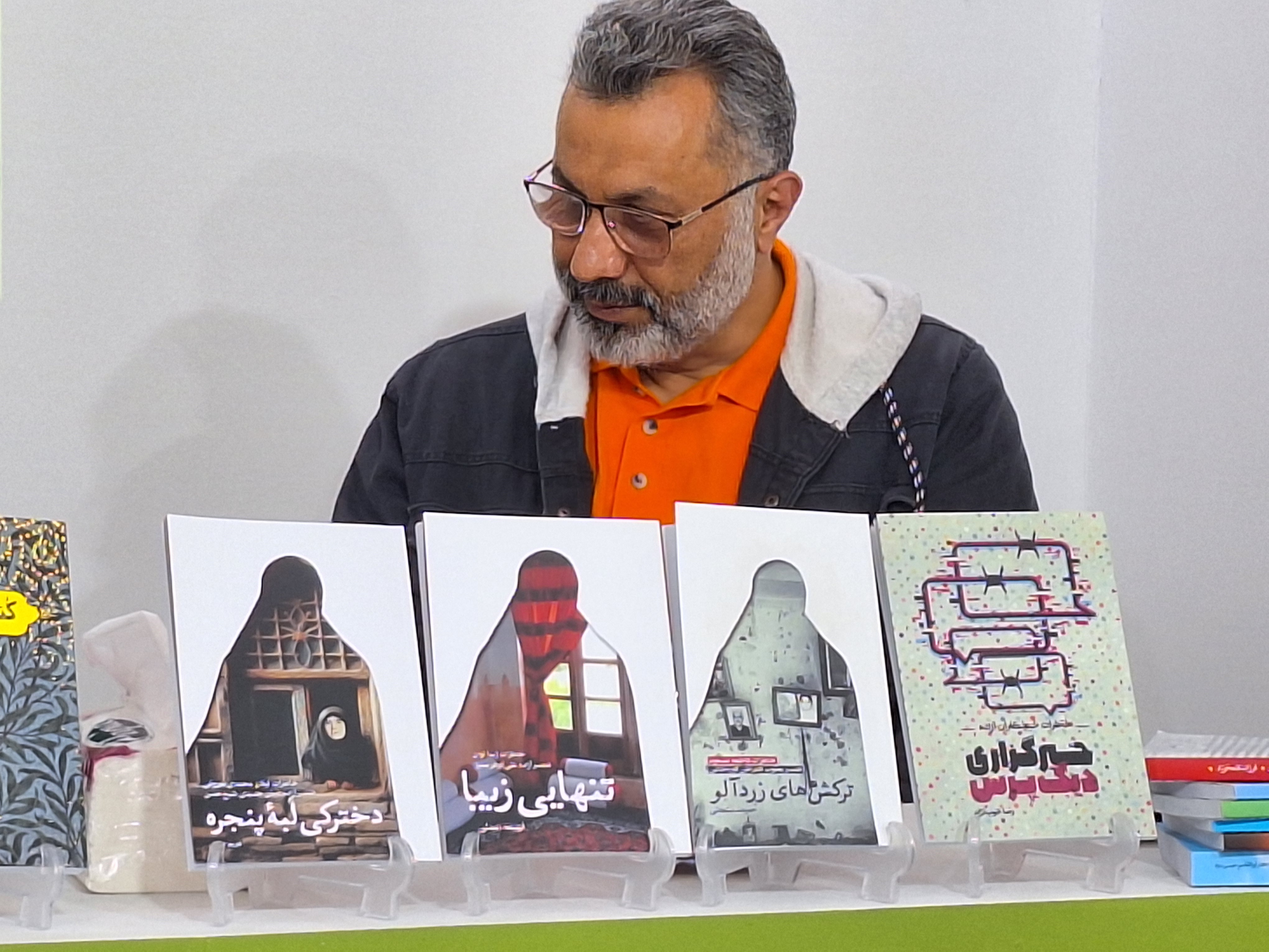 آیین رونمایی از تازه‌های نشر پیام آزادگان برگزار شد2