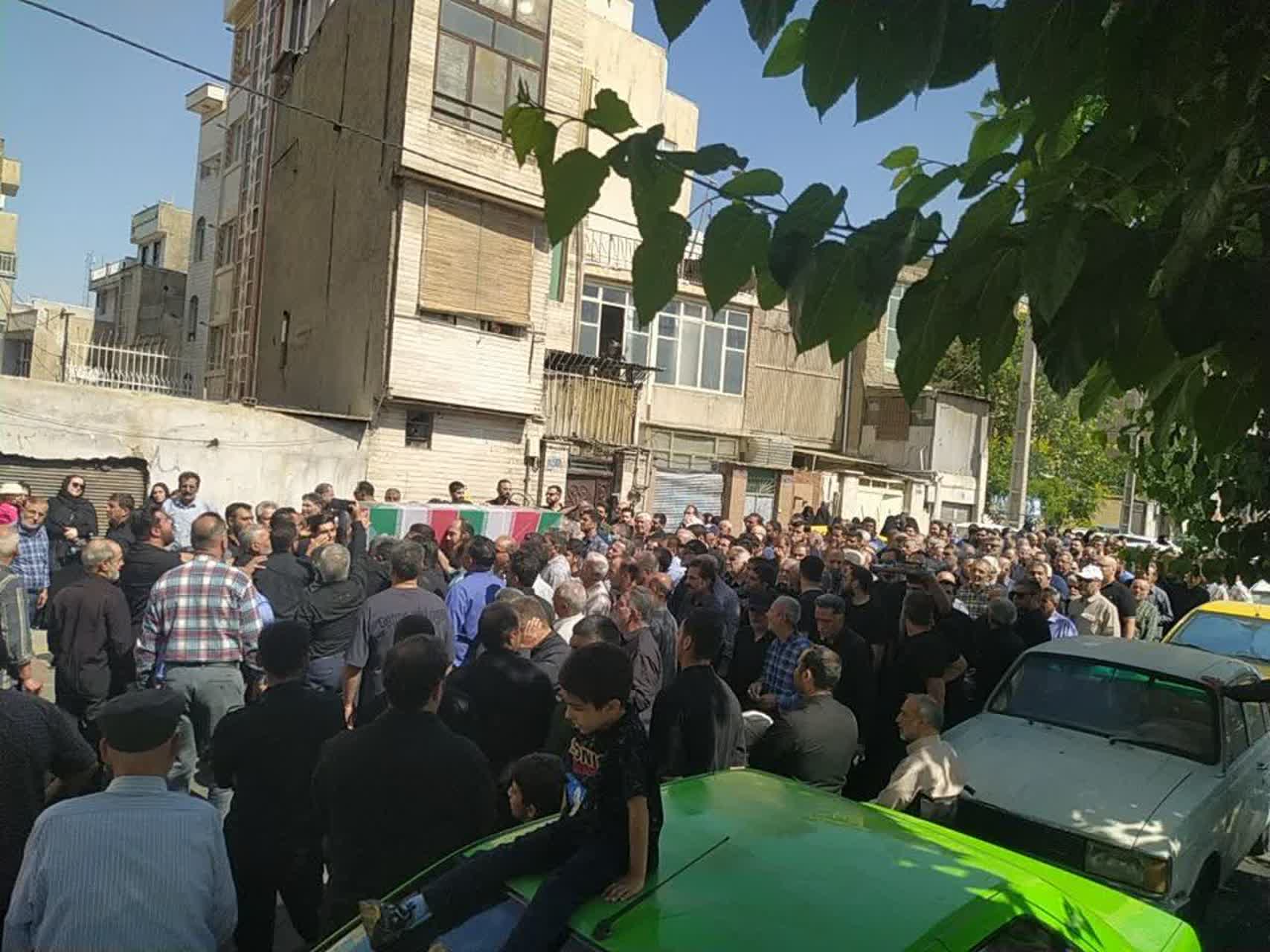 تشییع پیکر آزاده و جانباز حاج «محمد نبی عظمتی»4