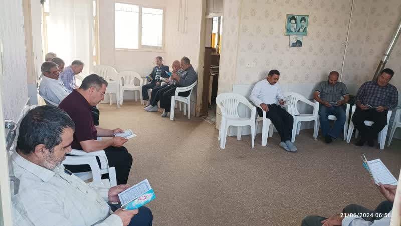 تبیین مسائل روز همراه با قرائت قرآن کریم توسط آزادگان شهرستان فلاورجان6