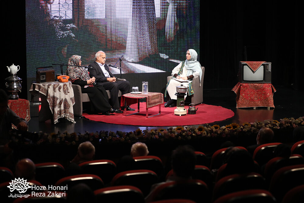 تصاویر| «روایت انتظار»؛ خاطرات همسران و مادران اسرای جنگ تحمیلی22