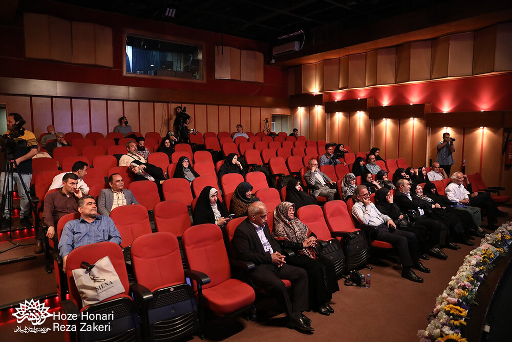 تصاویر| «روایت انتظار»؛ خاطرات همسران و مادران اسرای جنگ تحمیلی29