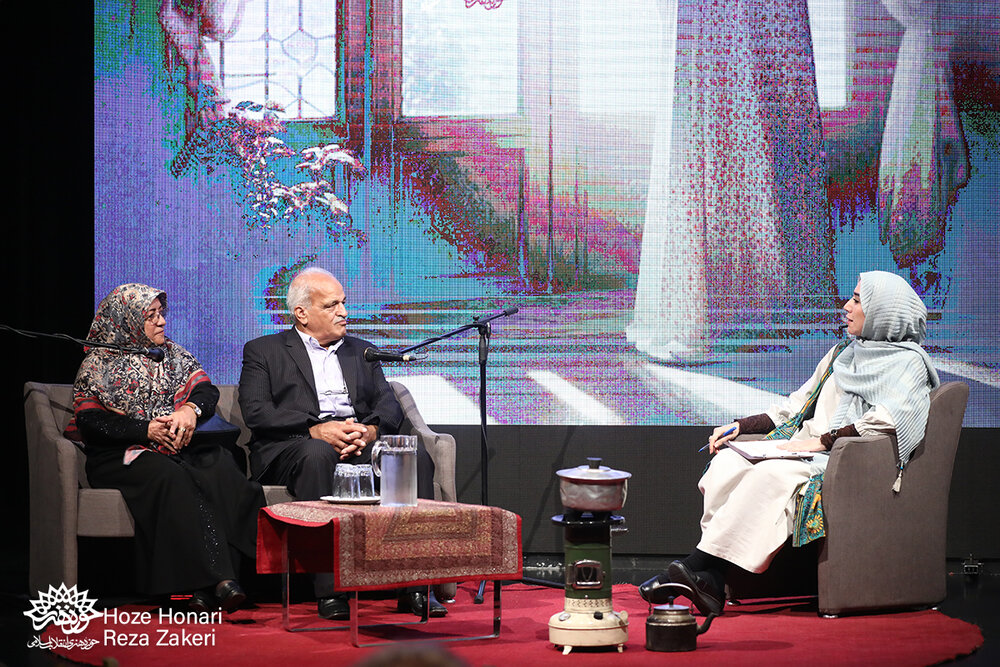 تصاویر| «روایت انتظار»؛ خاطرات همسران و مادران اسرای جنگ تحمیلی30