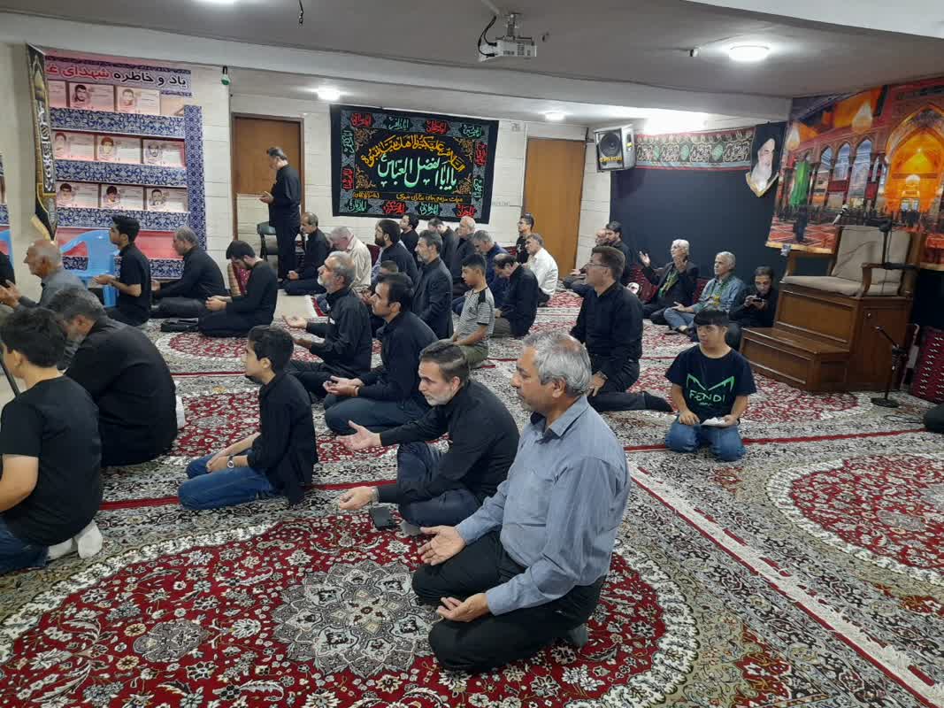 تصاویر| عزاداری آزادگان مشهدی در دومین شب محرم2