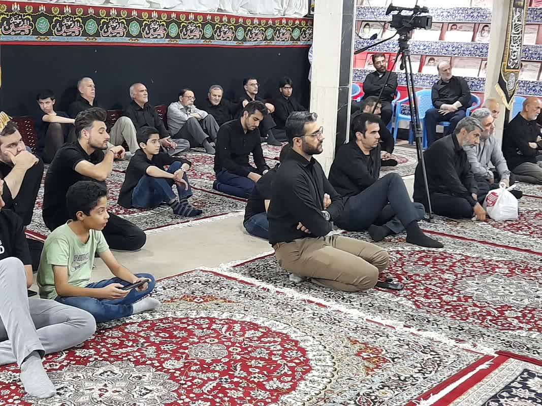 تصاویر| عزاداری آزادگان مشهدی در دومین شب محرم5