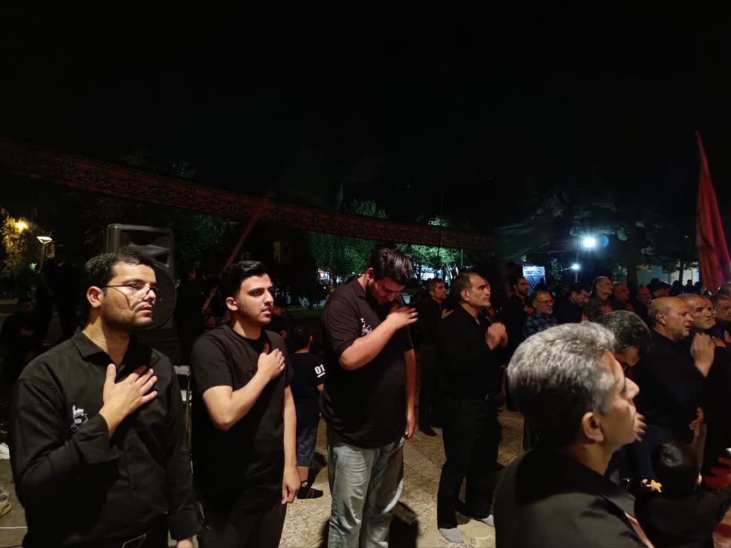 تصاویر| شب پنجم ماه محرم در هیئت آزادگان بیرجند6