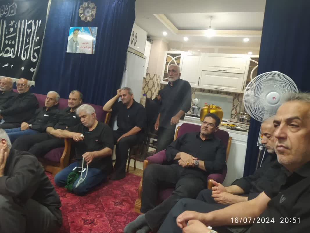 فیلم| مراسم شام غریبان هیئت قرآنی آزادگان متوسلین به حضرت زهرا(س)2