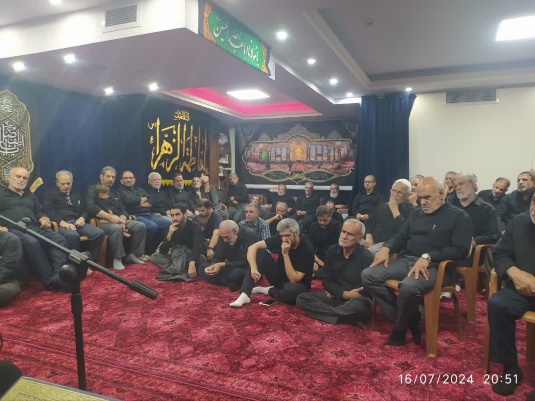 فیلم| مراسم شام غریبان هیئت قرآنی آزادگان متوسلین به حضرت زهرا(س)3