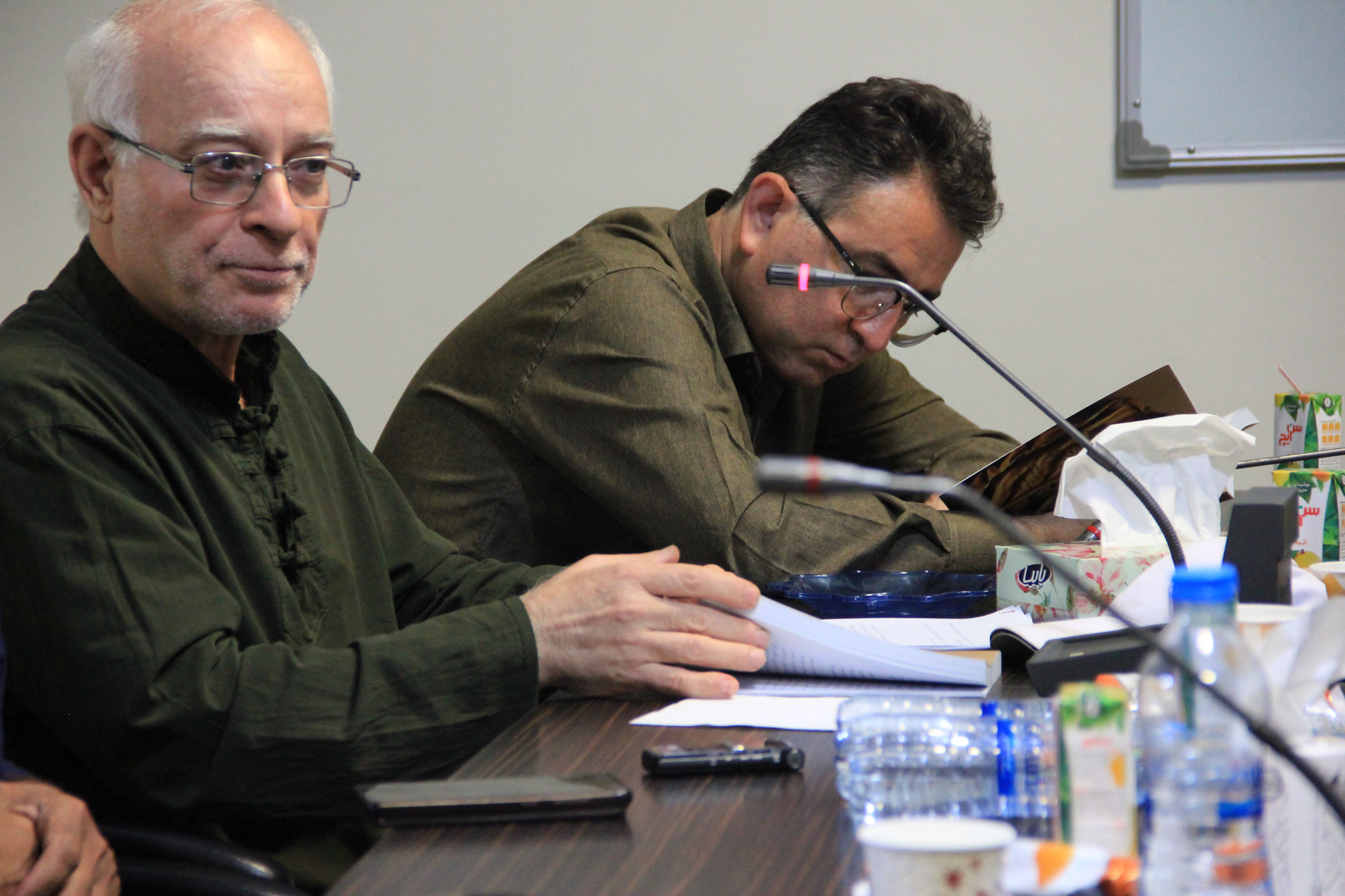 تصاویر| نشست نقد و بررسی کتاب حمله گرگ‌ها23