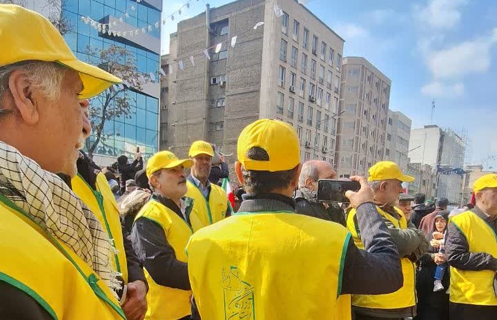 22 بهمن 1403 غرفه آزادگان 14