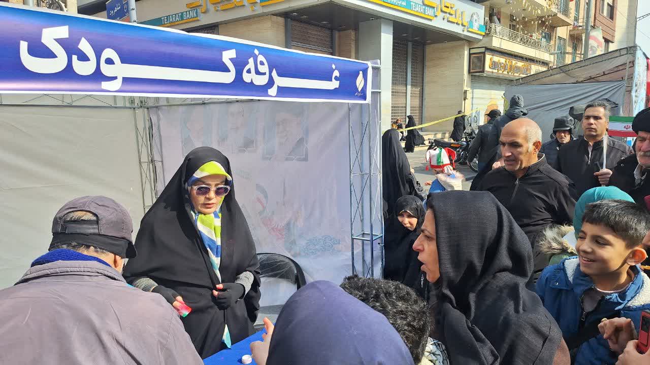 22 بهمن 1403 غرفه آزادگان 26