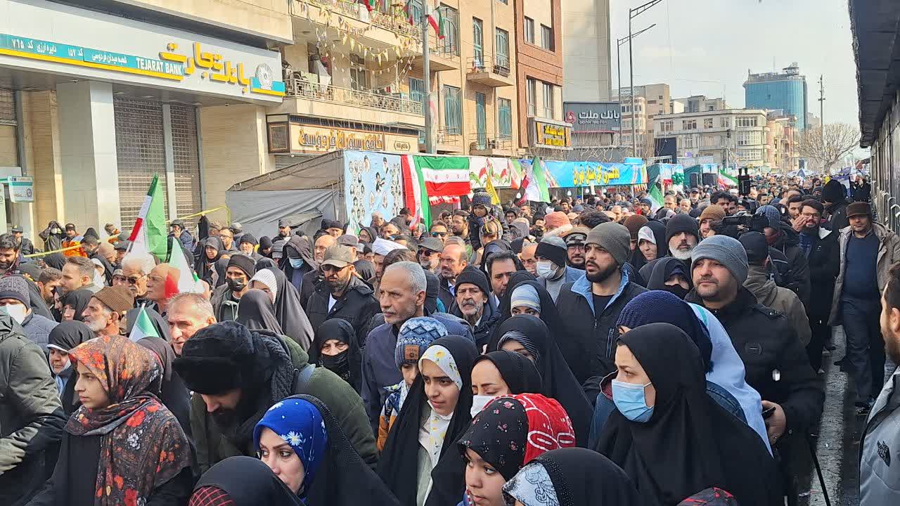 22 بهمن 1403 غرفه آزادگان 31