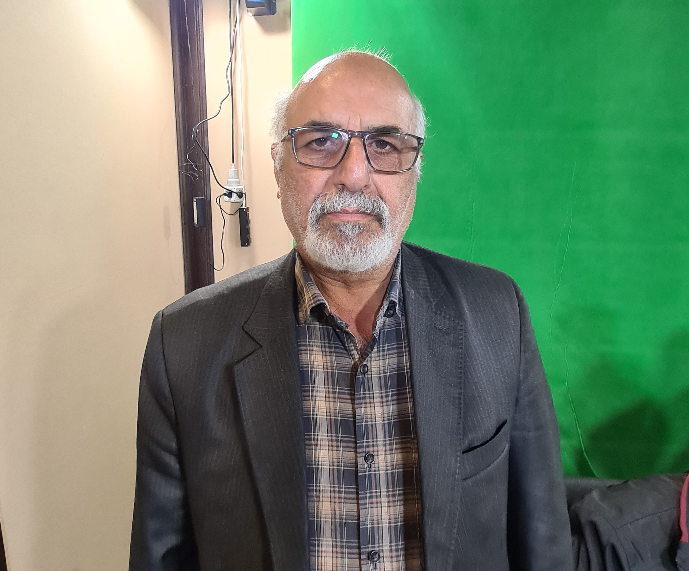 آزاده مجتبی قاسمی منفرد