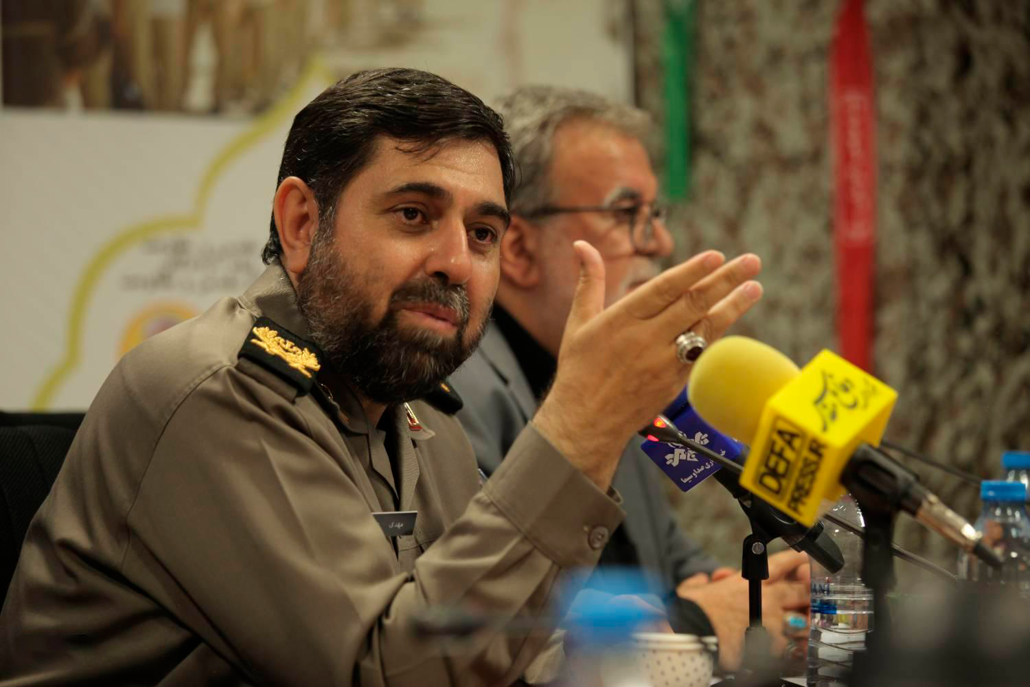 تصاویر نشست روایت ناگفته‌های روزهای اول تبادل اسرا 4