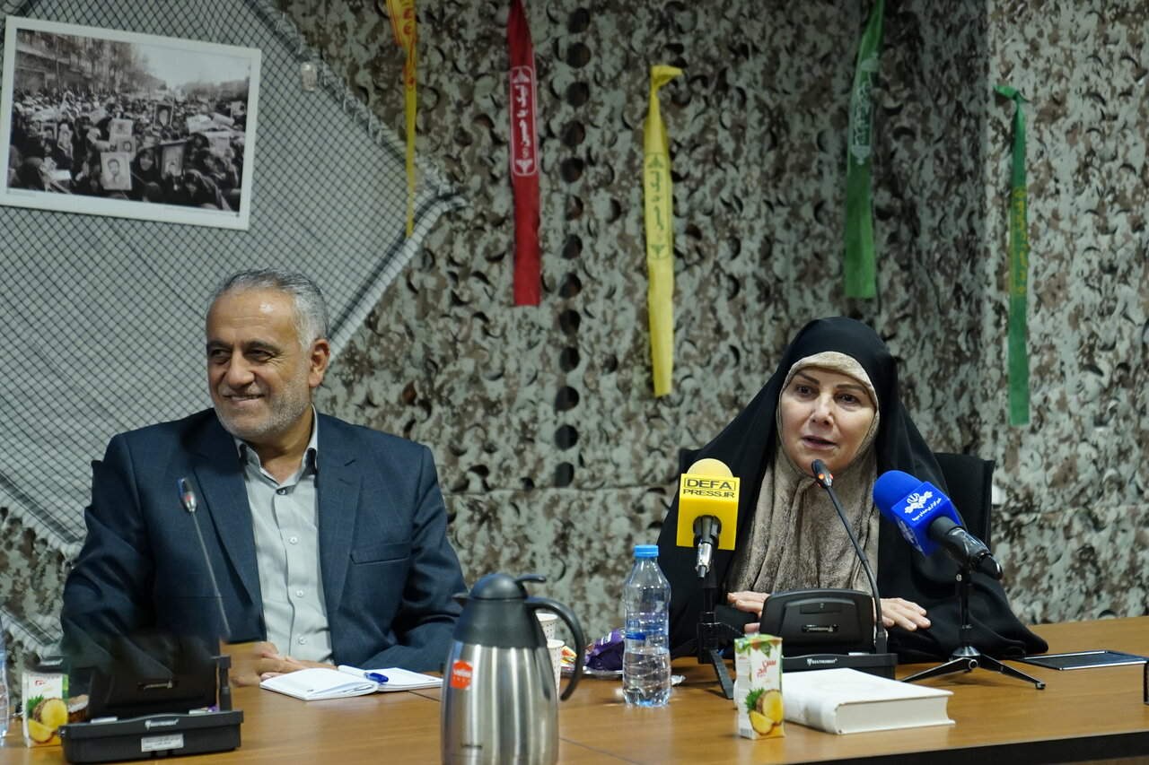 تصاویر نشست روایت ناگفته‌های روزهای اول تبادل اسرا 16