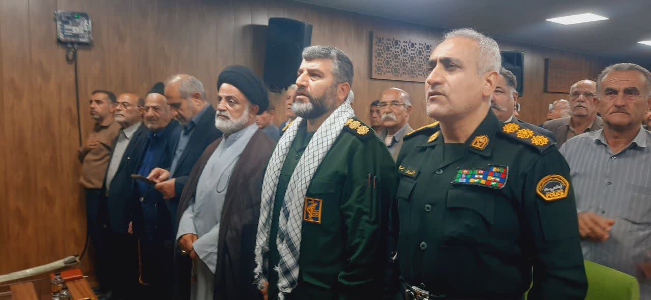 به گزارش روابط عمومی مؤسسه فرهنگی پیام آزادگان، به دنبال انتشار جزئیات مراسم باشکوه رونمایی از کتاب «فرزند منگشت»، جلوه‌هایی تصویری از شور و استقبال مردم خونگرم ایذه، پیشکسوتان عرصه ایثار و فعالان فرهنگی این دیار را در ادامه مشاهده می‌کنید.