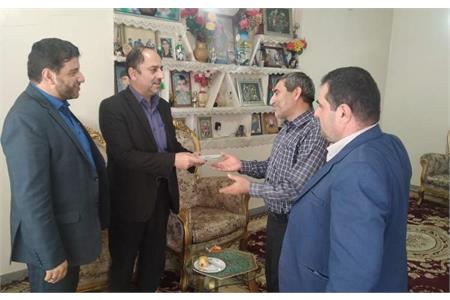 آزادگان به‌عنوان سربازان ولایت قدر خود را بدانند