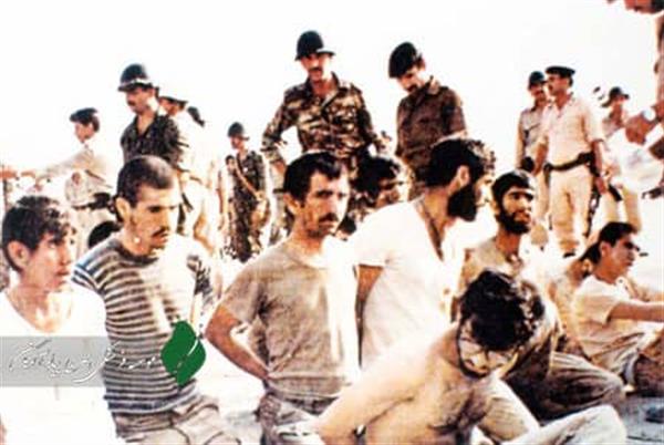 گزارش تصویری از لحظه اسارت سربازان خمینی(ره)