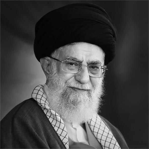 آن «مرد» همیشه زنده است