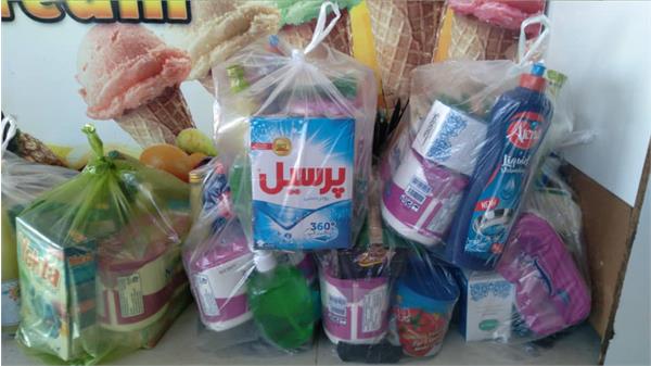 اهدای بسته معیشتی در پویش مومنانه به همت هئیت آزادگان آمل