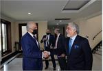 رئیس شورای عالی مصالحه افغانستان با «زلمی خلیلزاد» دیدار کرد