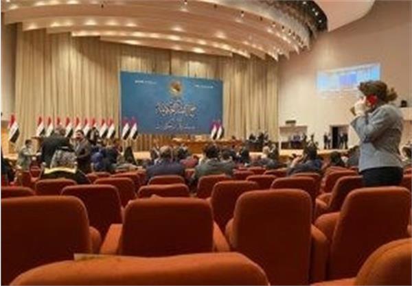 انتقاد نمایندگان پارلمان عراق از سکوت دولت در قبال نقض حاکمیت عراق از سوی آمریکا