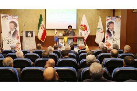 آزادگان پیشکسوت بسیجی بودنشان را در عمل ثابت کرده‌اند