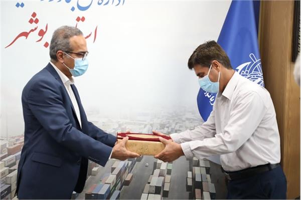 بوشهر| مراسم تجلیل از آزادگان اداره کل بنادر و دریانوردی برگزار شد