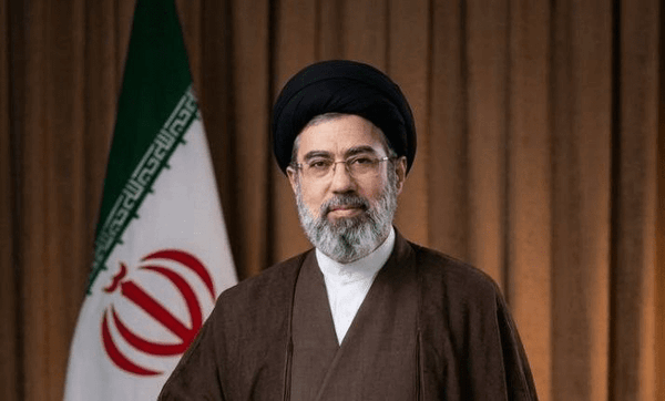 پیام رهبر معظم انقلاب اسلامی به مناسبت روز معلم و روز کارگر
