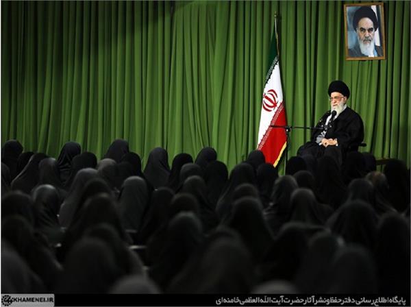 نقش بانوان در جامعه از دیدگاه امام خامنه‌ای