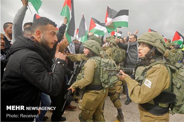نظامیان صهیونیست به فلسطینیان در کرانه باختری یورش بردند