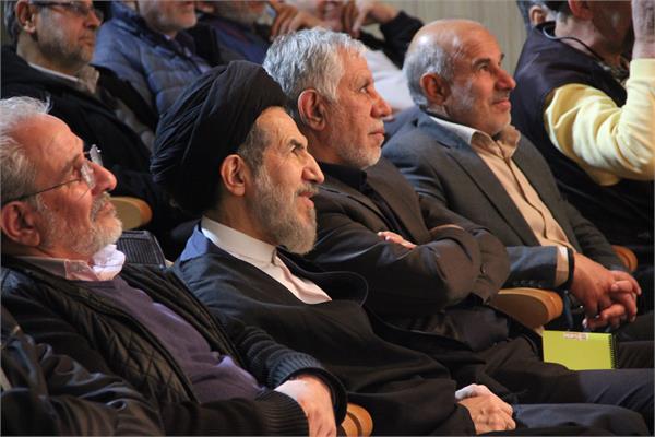 جشن اعیاد شعبانیه و دهه فجر با حضور خانواده‌های آزادگان و همسران شهدای آزاده در مجتمع امام رضا(ع) برگزار شد