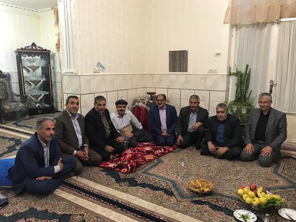 عیادت آزادگان رفسنجانی از آزاده عارف یزدان‌پناه