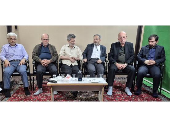 ​نشست آزادگان اردوگاه تکریت ۵ برای بازخوانی روایت حضور صلیب سرخ برگزار شد