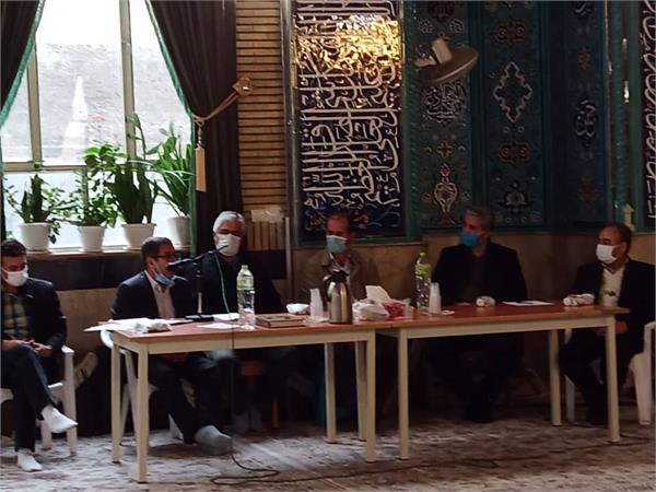 جلسه هم‌اندیشی آزادگان قزوینی با تاج‌فر