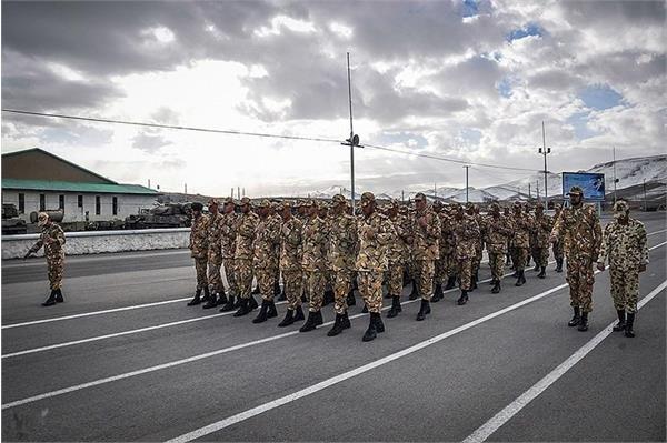 امتیاز بهره مندی سربازان غایب از کسر خدمت ایثارگری پدر خود