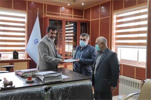 تجلیل دادگستری استان گیلان از وکیل‌، جانباز و آزاده لنگرودی
