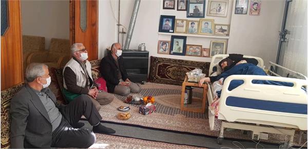 دیدار نماینده موسسه پیام آزادگان در مازندران با مادر شهیدان جدیدی