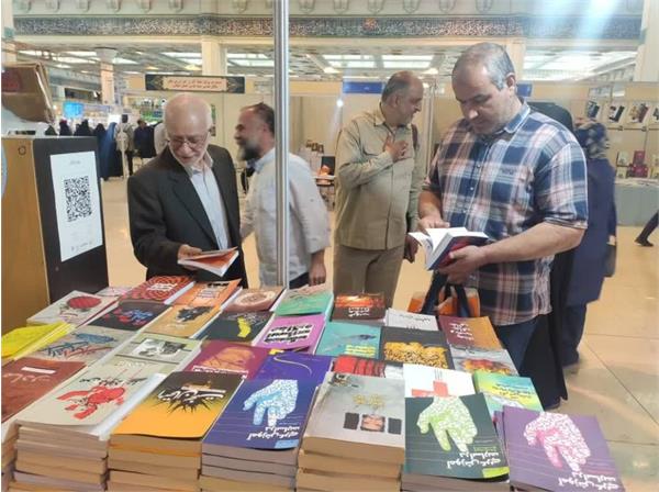 معرفی ۲۵ کتاب برای شناخت ابعاد اسارت در اردوگاههای عراق